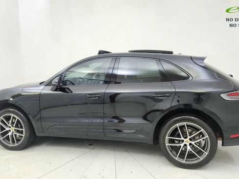 Used 2024 Porsche Macan AWD/4WD image 4