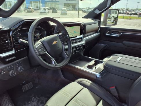 New 2025 Chevrolet Silverado 2500 High Country w/ High Country Premium Package image 10