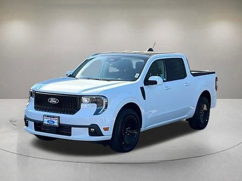 New 2025 Ford Maverick Lobo image 3