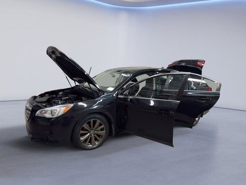Used 2016 Subaru Legacy 3.6R Limited image 9
