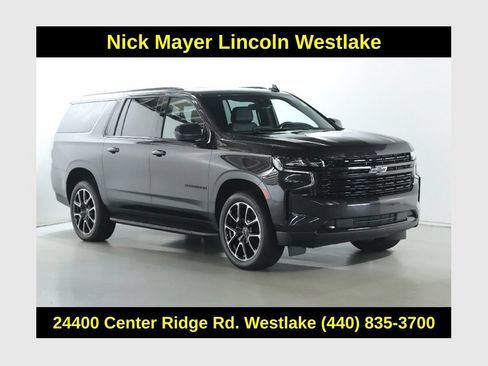 Used 2024 Chevrolet Suburban RST RWD image 1