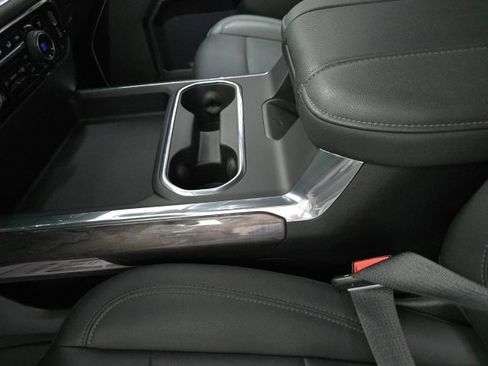 Used 2024 Chevrolet Silverado 2500 LTZ w/ LTZ Plus Package image 18