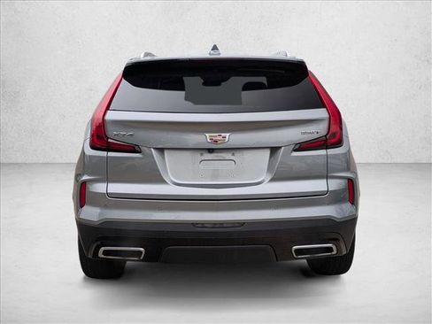 Used 2025 Cadillac XT4 Premium Luxury image 5