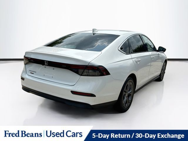 Used 2023 Honda Accord EX image 10