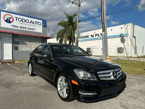 Used 2012 Mercedes-Benz C 250 Sedan image 1