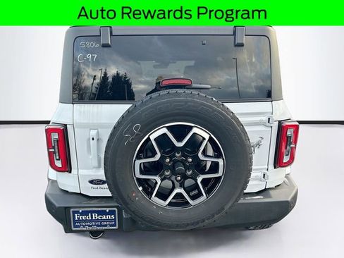 New 2025 Ford Bronco Outer Banks image 7