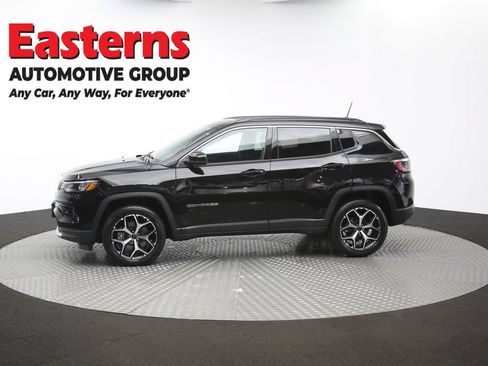 Used 2025 Jeep Compass Limited AWD/4WD image 58