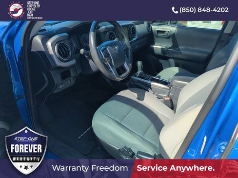 Used 2018 Toyota Tacoma SR5 RWD image 8