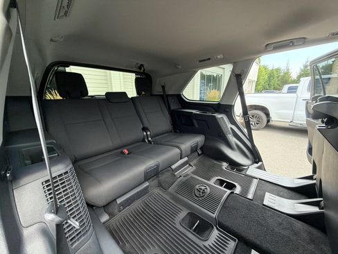 Used 2023 Toyota Sequoia SR5 w/ TRD Off-Road Package AWD/4WD image 34
