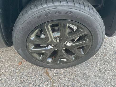 Used 2022 Jeep Renegade Altitude w/ Sun/Sound Group image 19