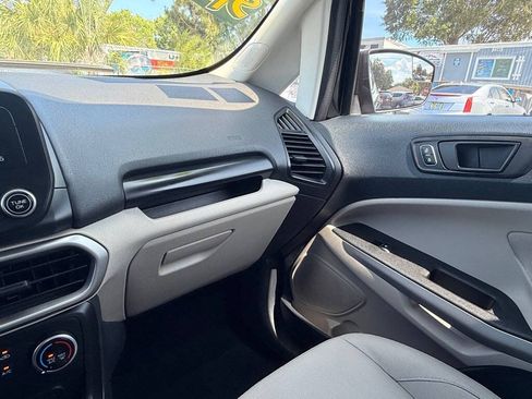 Used 2018 Ford EcoSport S FWD image 17
