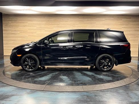 Used 2024 Honda Odyssey Sport image 16