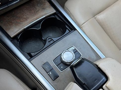Used 2014 Mercedes-Benz E 350 Sedan image 38