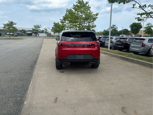 Used 2023 Land Rover Range Rover Sport SE AWD/4WD image 5