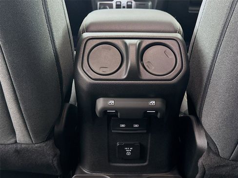New 2025 Jeep Wrangler Sahara w/ Technology Group image 27