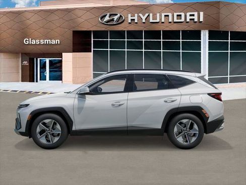 New 2026 Hyundai Tucson SEL image 3