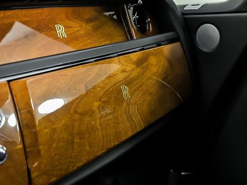 Used 2008 Rolls-Royce Phantom Drophead Coupe RWD image 35
