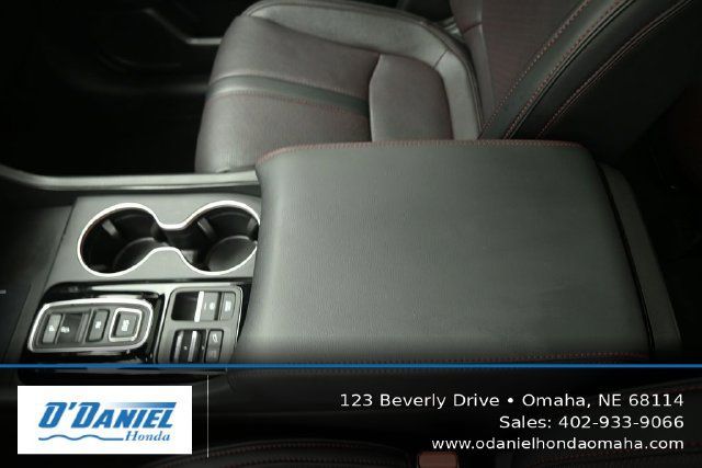 Used 2025 Honda Pilot Black Edition image 34