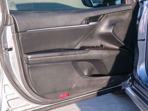 Used 2023 Toyota Camry SE w/ Protection Package (Q2) (TMS) FWD image 23