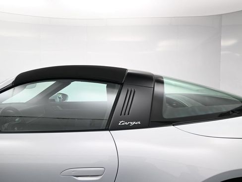 Certified 2026 Porsche 911 Targa 4S AWD/4WD image 48