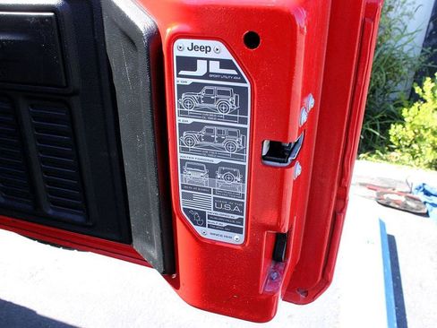 Used 2020 Jeep Wrangler Unlimited Sport S image 9