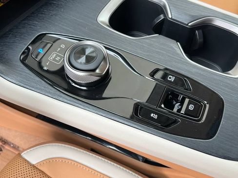 New 2026 Lexus RZ 450e AWD w/ Technology Package image 24