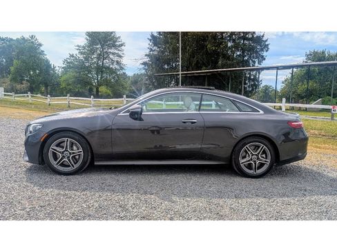 Used 2022 Mercedes-Benz E 450 4MATIC Coupe image 4