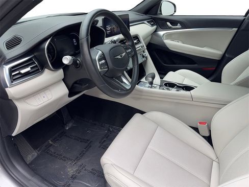 Used 2025 Genesis G70 2.5T image 50