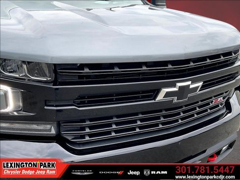 Used 2021 Chevrolet Silverado 1500 LT Trail Boss w/ Bed Protection Package AWD/4WD image 32