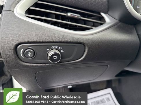 Used 2023 Chevrolet Malibu LT image 14