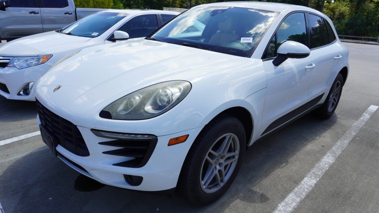 Used 2017 Porsche Macan AWD/4WD image 4