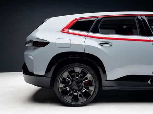 Used 2024 BMW XM Label Red image 38