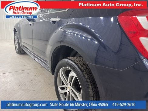 Used 2017 Chevrolet Equinox Premier w/ Enhanced Convenience Package image 41