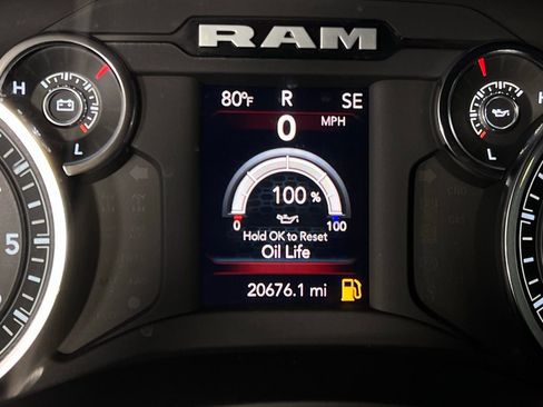 Used 2024 RAM 2500 Big Horn w/ Bed Utility Group image 16