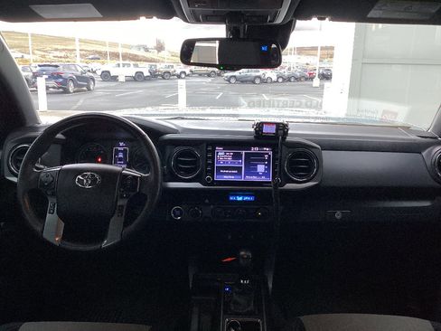 Certified 2023 Toyota Tacoma TRD Off-Road w/ Black Out Package (TMS) image 19