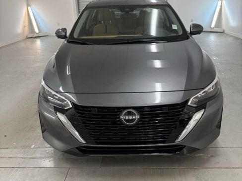 New 2025 Nissan Sentra SV w/ SV Premium Package image 2