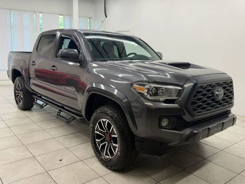 Used 2021 Toyota Tacoma TRD Sport w/ Technology Package AWD/4WD image 1