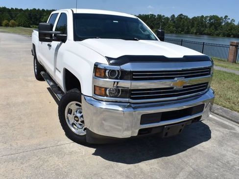 Used 2015 Chevrolet Silverado 2500 W/T w/ WT Convenience Package AWD/4WD image 2