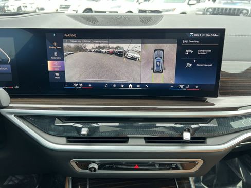 Used 2025 BMW X5 xDrive40i w/ Premium Package image 19