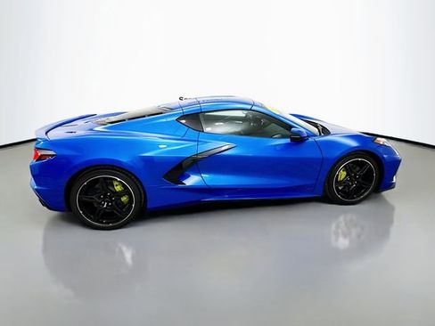 Used 2024 Chevrolet Corvette Stingray Preferred Cpe w/ 2LT image 9