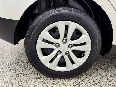 Used 2020 Kia Soul LX FWD image 9