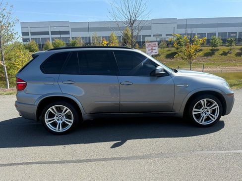 Used 2011 BMW X5 M image 2