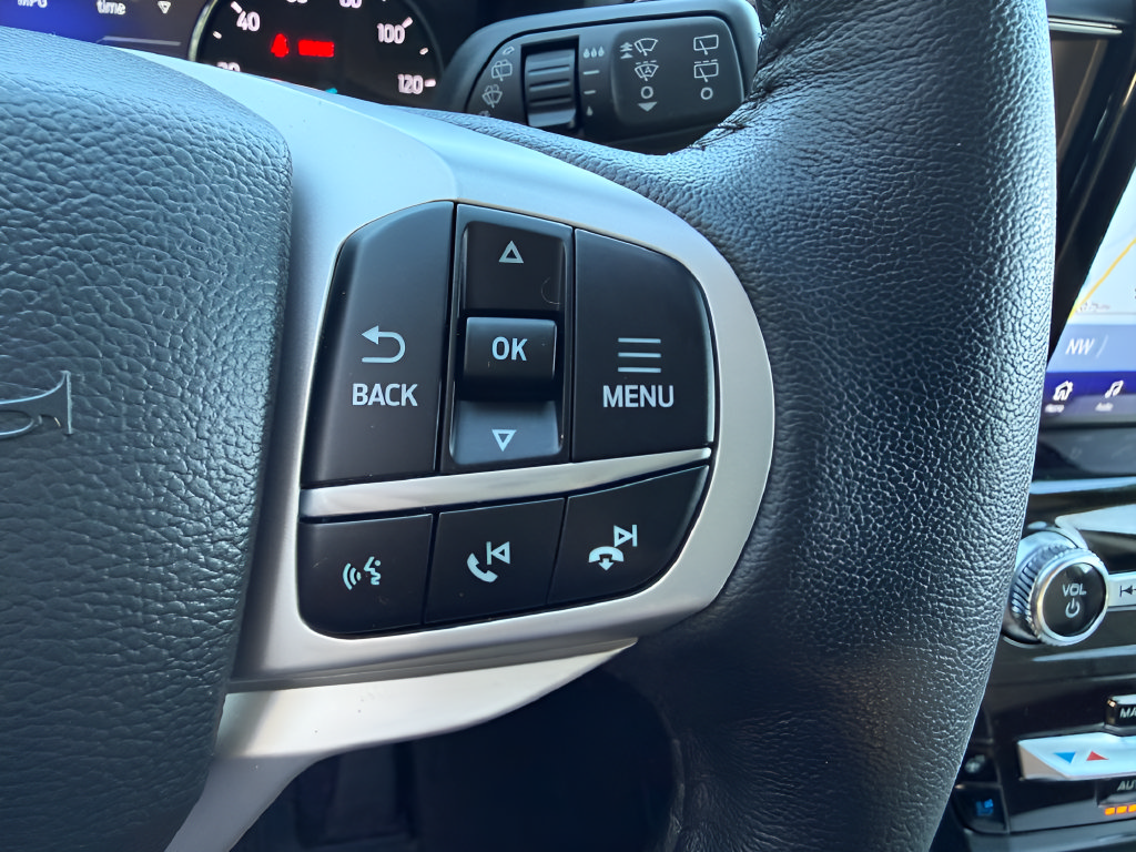 Certified 2023 Ford Explorer Limited w/ Limited Technology Package AWD/4WD image 22