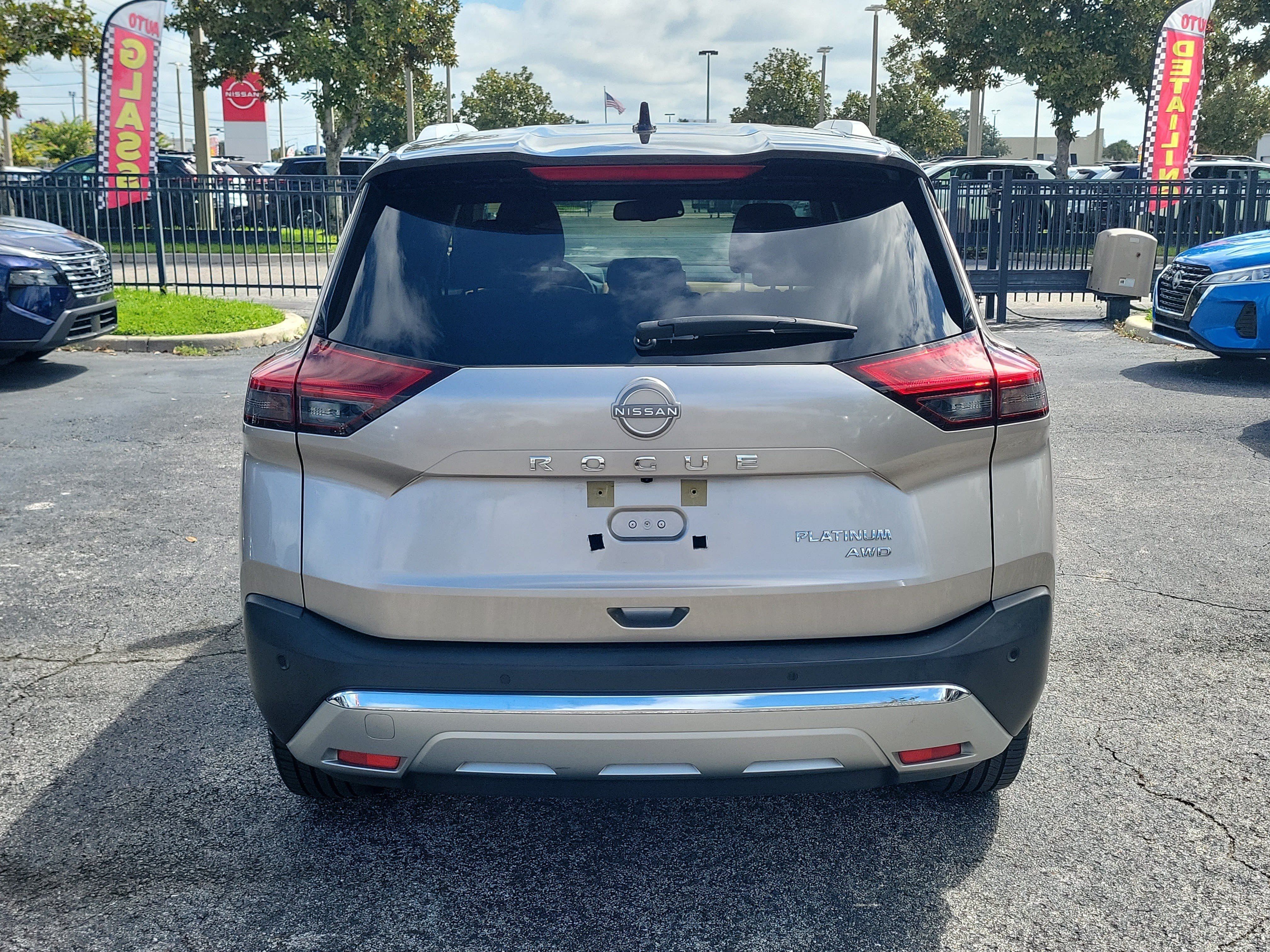 Certified 2023 Nissan Rogue Platinum w/ Platinum Premium Package AWD/4WD image 6