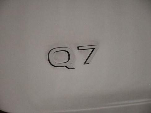 New 2026 Audi Q7 2.0T Premium image 9