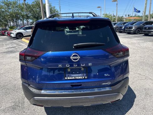 Certified 2023 Nissan Rogue SL w/ SL Premium Package FWD image 6