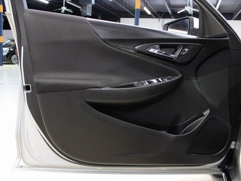 Used 2019 Chevrolet Malibu LT image 27