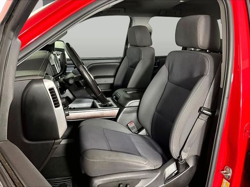 Used 2018 GMC Sierra 1500 SLE w/ SLE Value Package AWD/4WD image 8