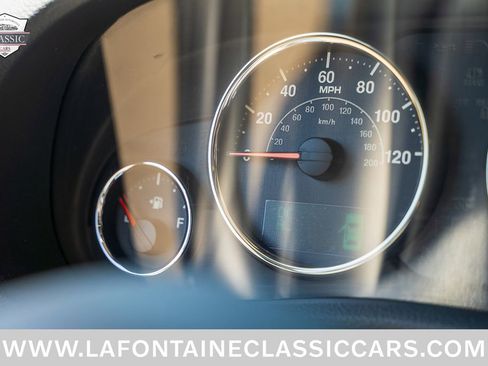 Used 2018 Jeep Wrangler Unlimited Sahara w/ Dual Top Group AWD/4WD image 58