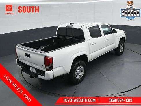 Used 2022 Toyota Tacoma SR AWD/4WD image 42